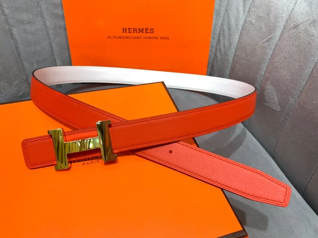 Hermès White/Red Reversible Belt with Gold-Tone Wide H Buckle product view 1