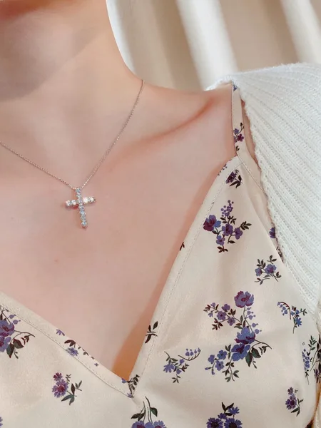 Tiffany & Co. Pavé-Effect Cross Pendant Necklace Silver-Tone product view 4