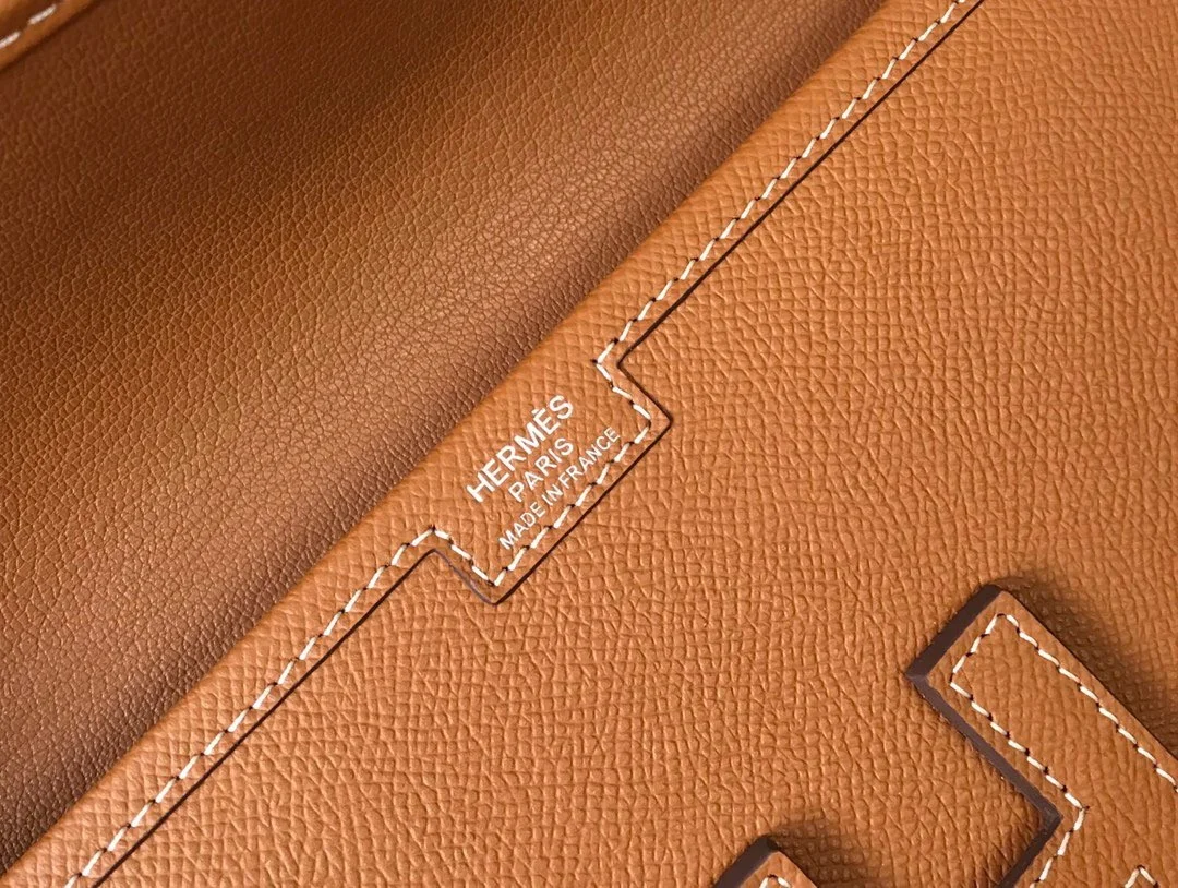 Hermes Jige Elan 29 Clutch Bag In Gold Epsom Leather product view 4