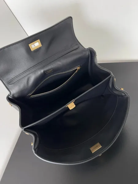 Balenciaga Rodeo Medium Bag in Black Calfskin product view 11
