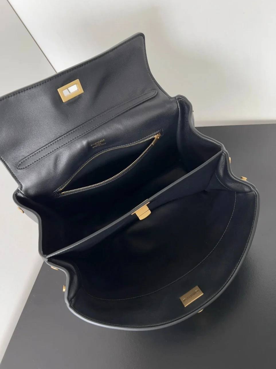 Balenciaga Rodeo Medium Bag in Black Calfskin product view 11