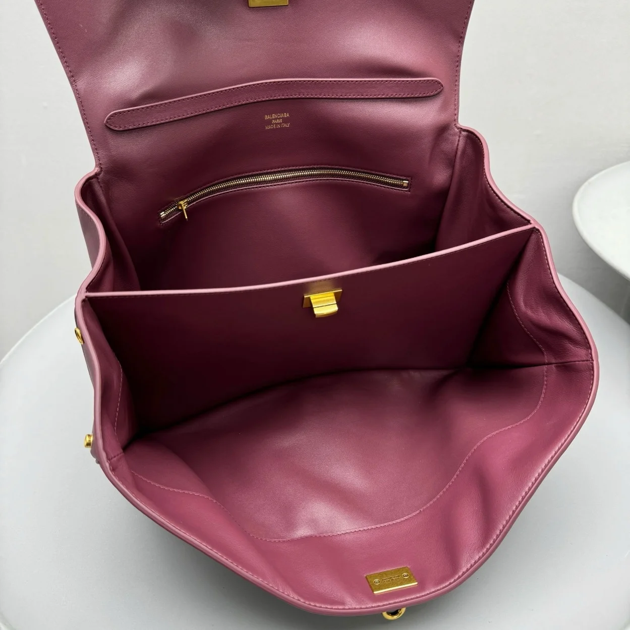 Balenciaga Rodeo Medium Bag in Burgundy Calfskin product view 3