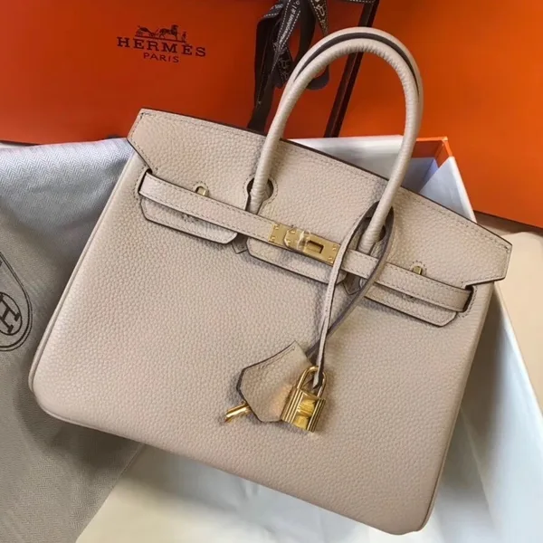 Hermes Birkin 25 Bag In Beige Clemence Leather with GHW product photo