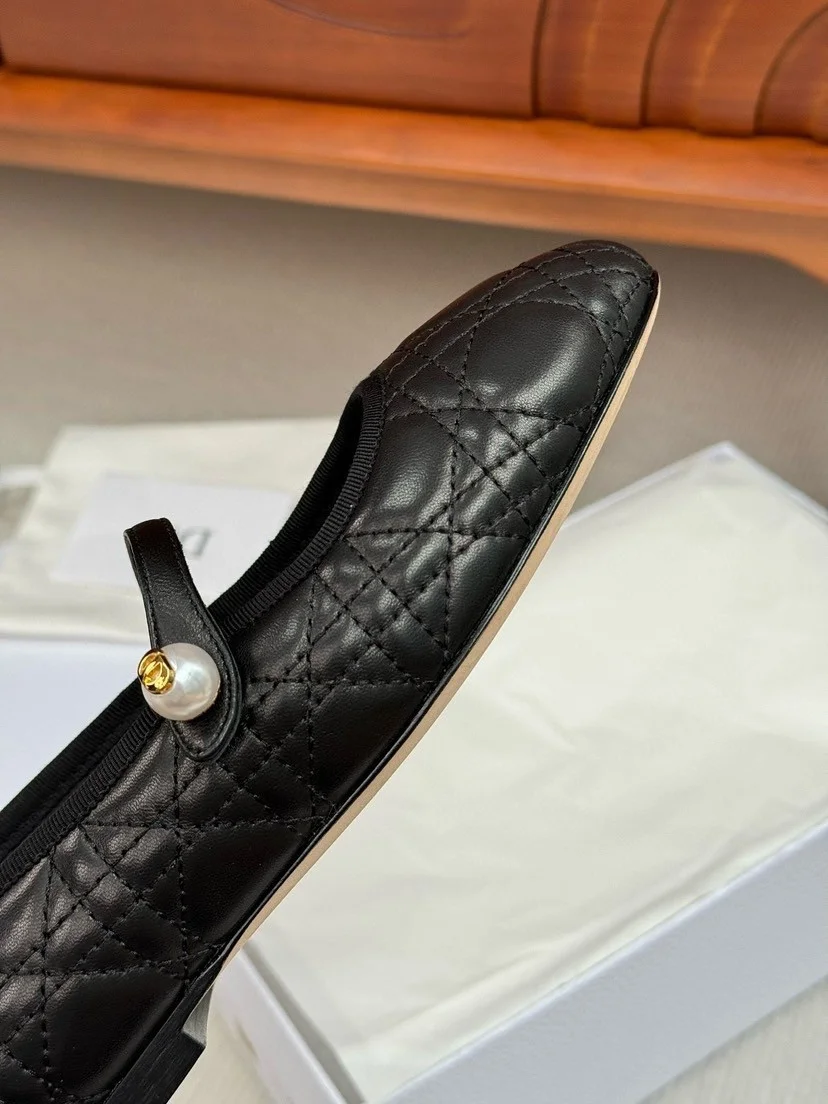 Dior Ballerina Strap Flats in Black Quilted Cannage Calfskin product view 2