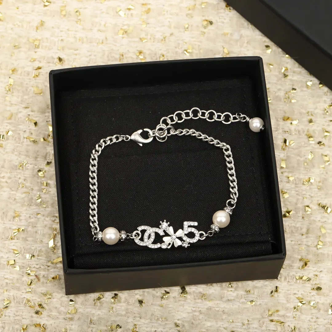 Chanel No.5 Clover Chain Bracelet Silver-Tone product view 1