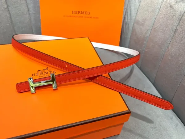 Hermès White/Red Reversible Belt with Gold-Tone Slim H Buckle product view 3