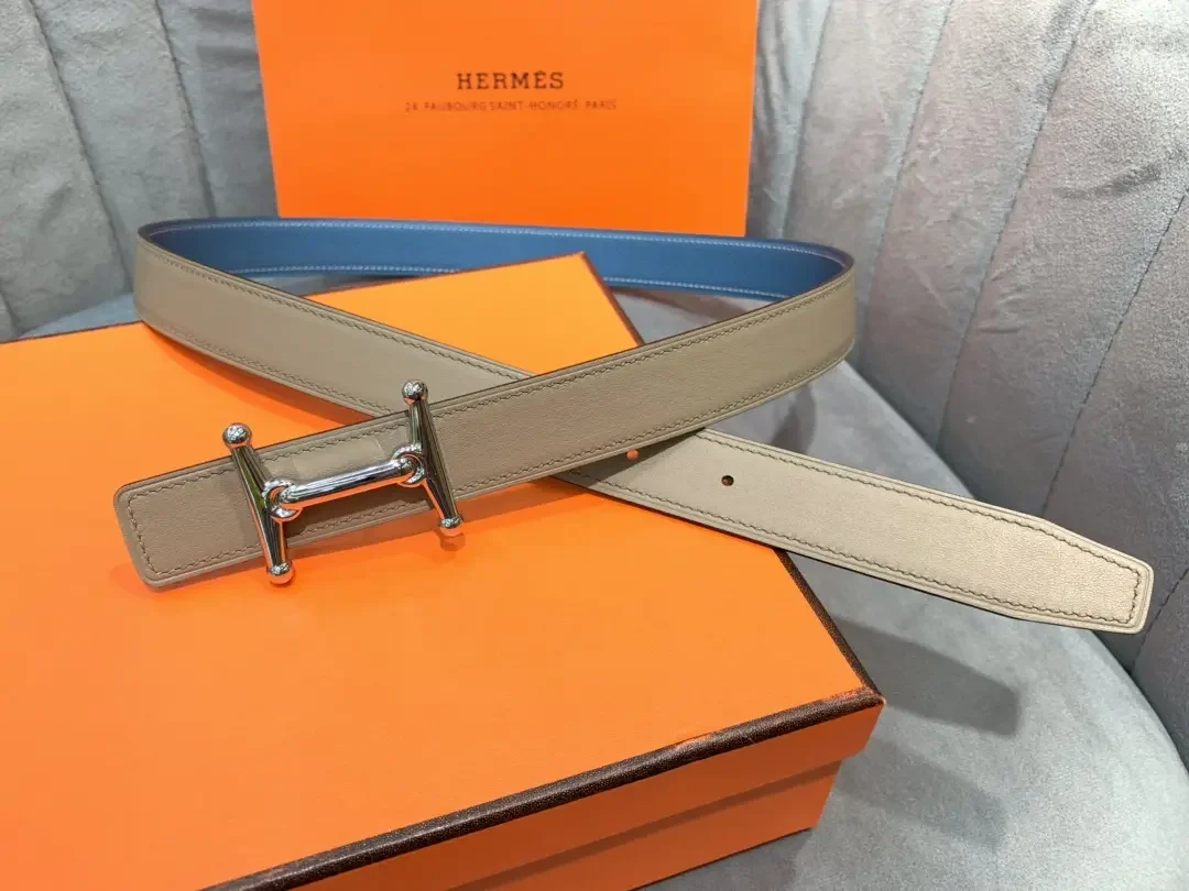 Hermès Light Blue/Taupe Reversible Belt with Silver-Tone Stirrup-Style H Buckle product view 2
