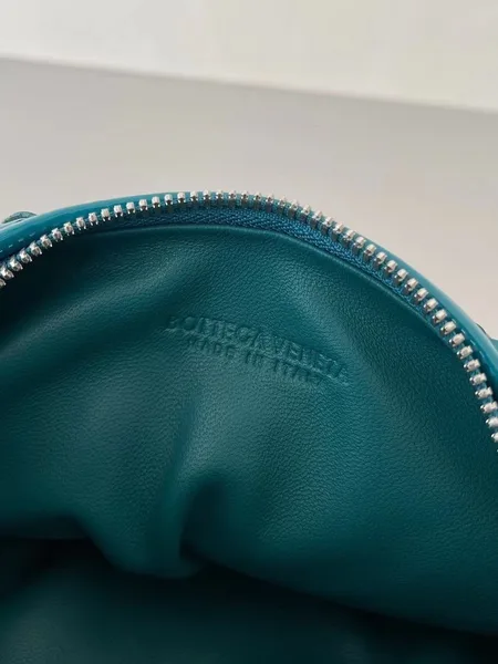 Bottega Veneta BV Jodie Mini Bag In Blaster Intrecciato Patent Leather product view 8