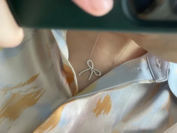 Tiffany & Co. Large Pavé-Effect Bow Necklace Silver-Tone product view 4