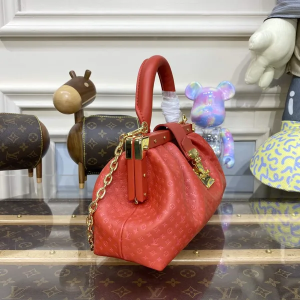 Louis Vuitton M22327 Monogram Clutch Red product view 3