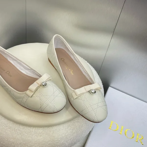 Dior Ballerina Flats in White Quilted Cannage Calfskin product view 2
