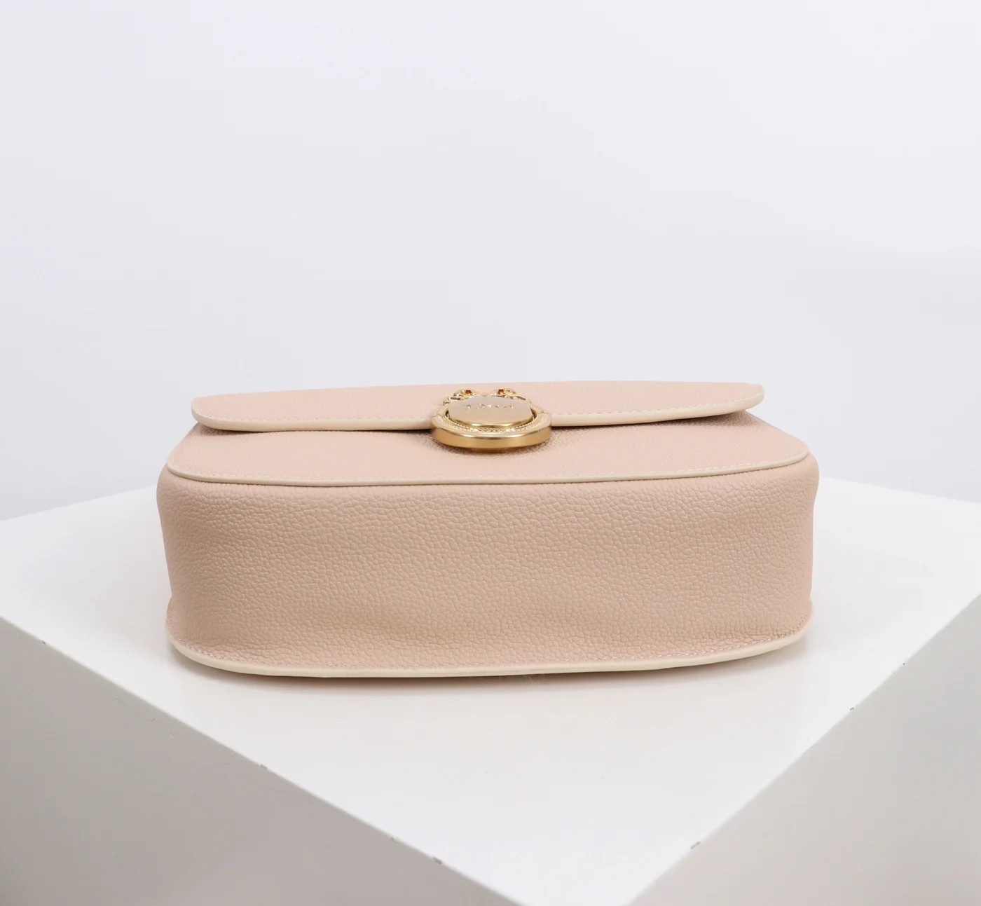 Medium Dior Médaillon Flap Bag — Light Pink product view 6