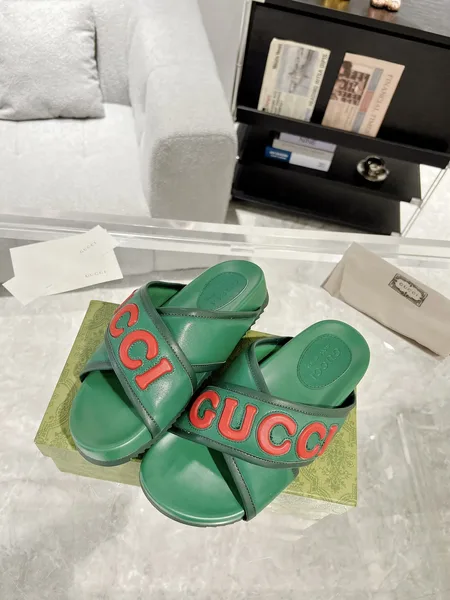 Gucci Couple Slide Sandals Green Edition product photo
