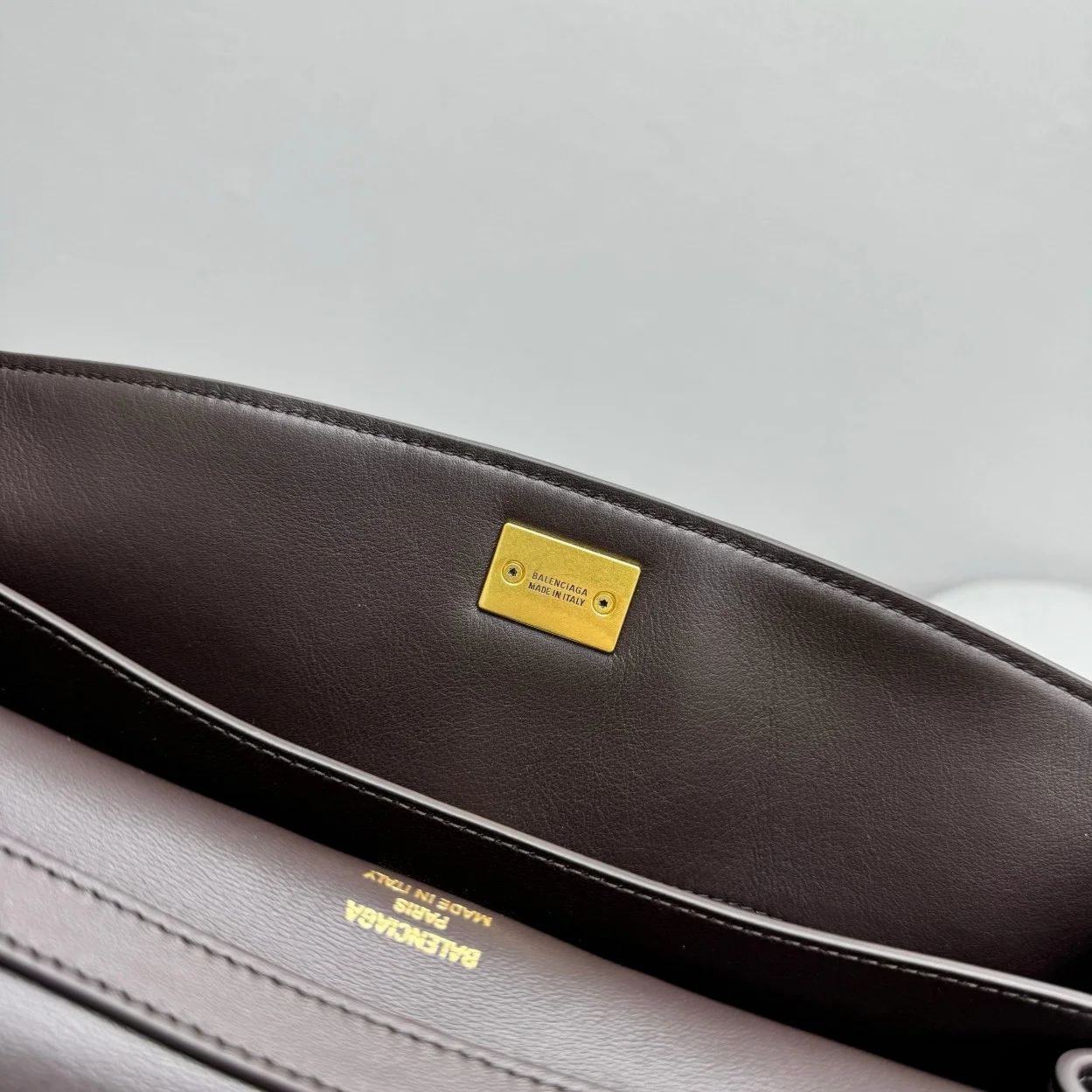 Balenciaga Rodeo Medium Bag in Chocolate Calfskin product view 10