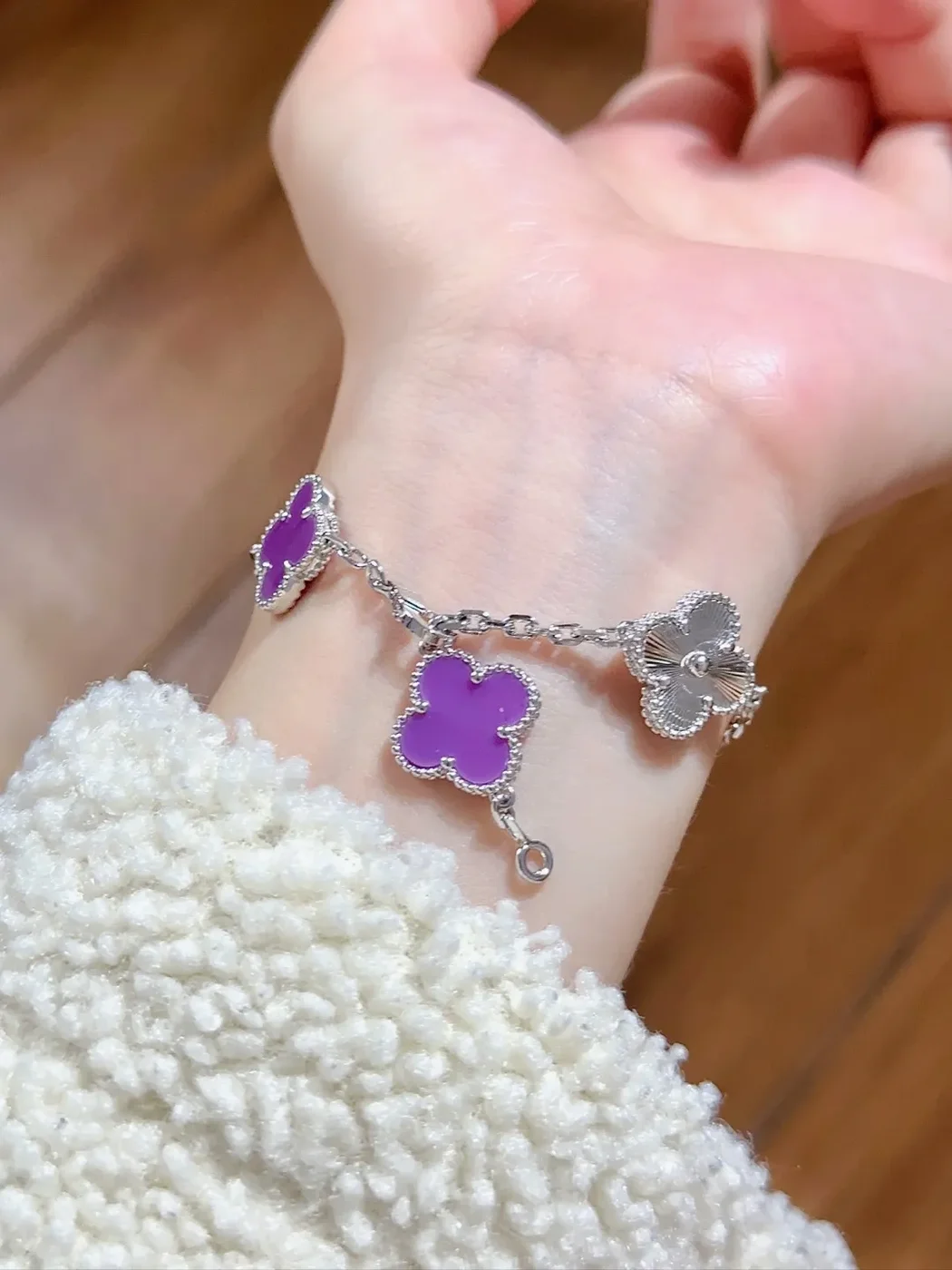 Van Cleef & Arpels Alhambra Purple Clover and Silver-Tone Knot Bracelet product view 3
