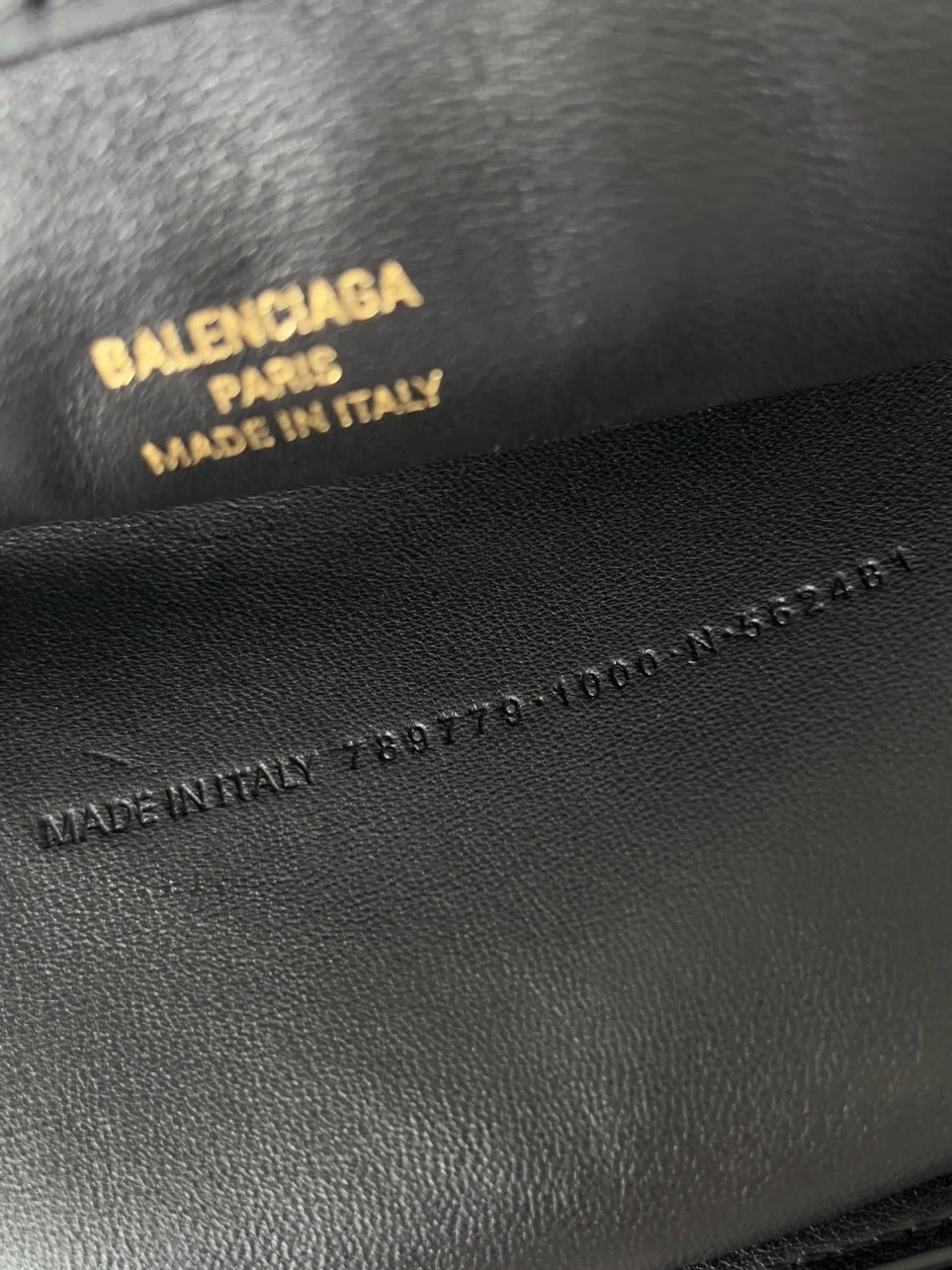 Balenciaga Rodeo Medium Bag in Black Calfskin product view 9