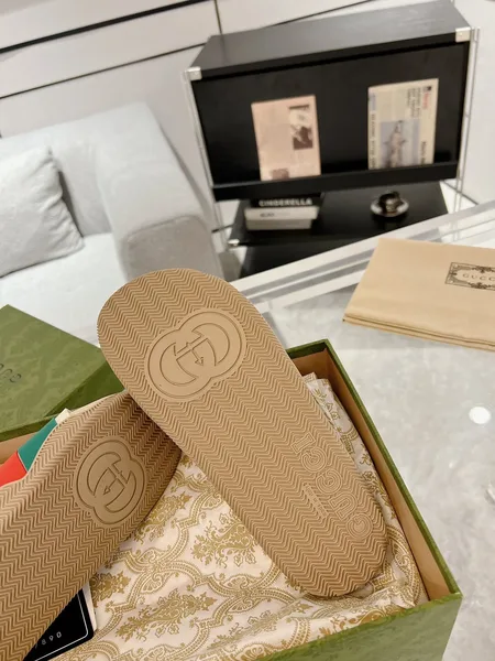 Gucci Slide Sandals, Beige/Red/Green product view 7
