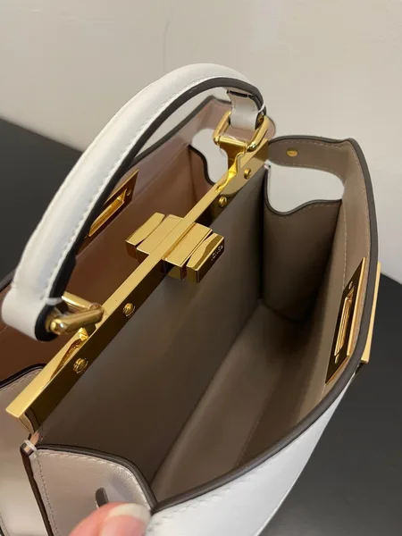 Fendi Peekaboo ISeeU Medium Bag In White Calfskin product view 7