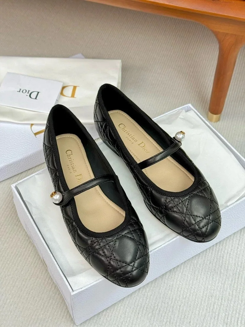 Dior Ballerina Strap Flats in Black Quilted Cannage Calfskin product view 5