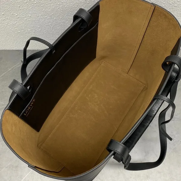 Loewe Anagram Medium Tote Bag In Black Calfskin product view 2