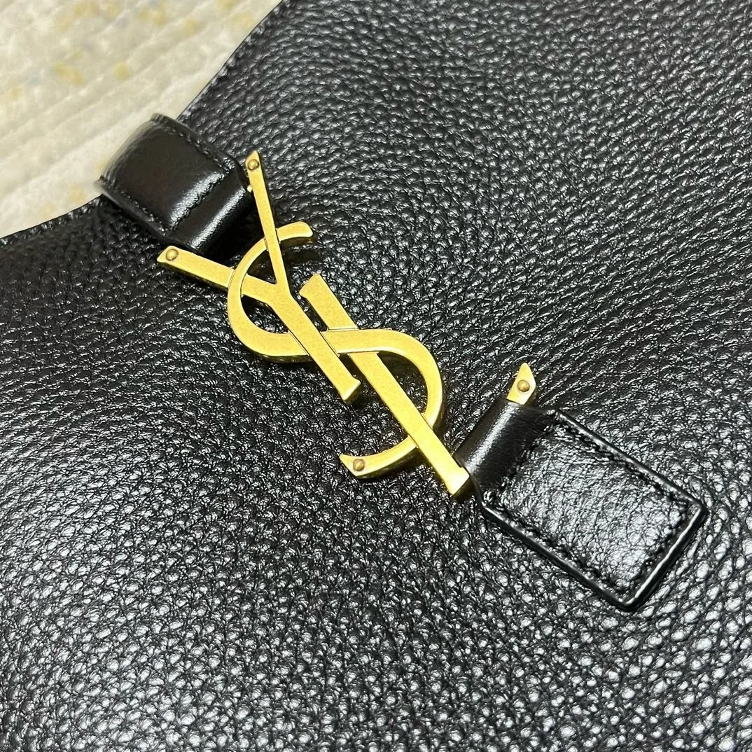 Saint Laurent Bea Tote Bag in Black Grained Leather product view 7