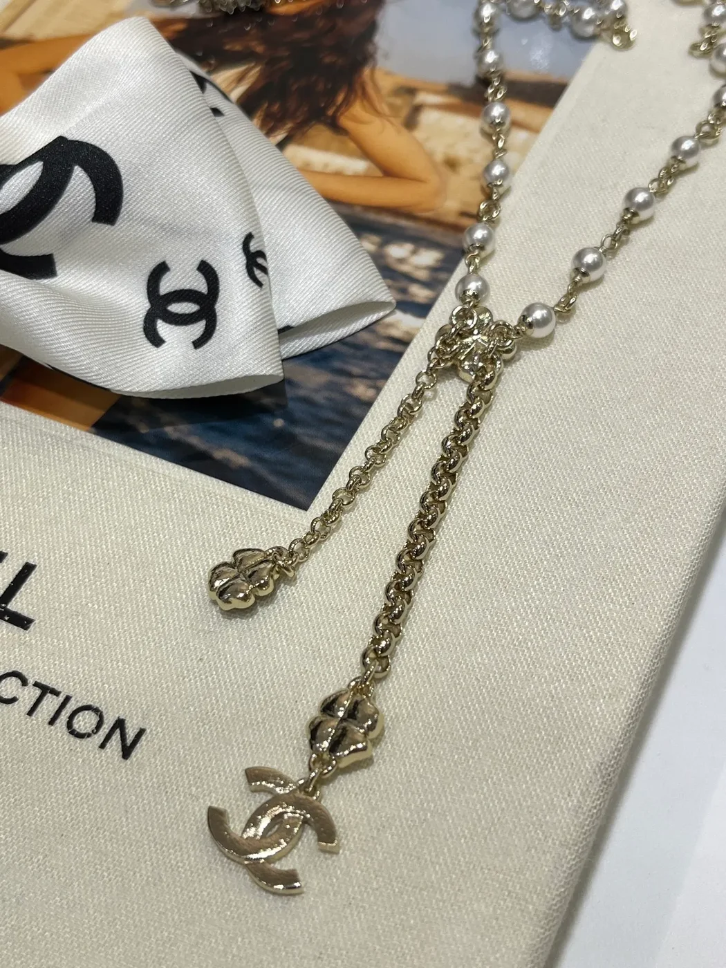 Chanel Camellia Pearl-Effect Y Necklace Black White and Gold-Tone product view 6