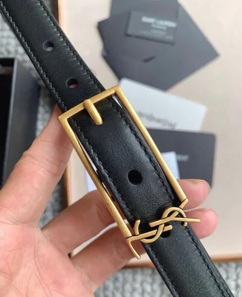 Saint Laurent New Cassandre Buckle Belt 20MM In Black Leather product view 7