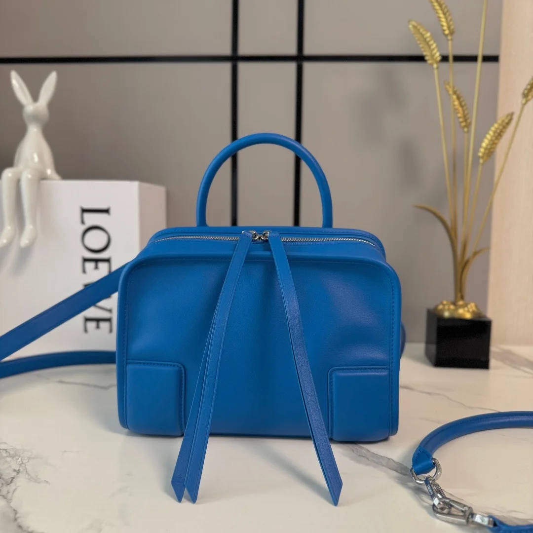 Loewe Amazona 180 Small Bag — Blue product view 1