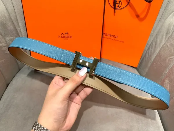 Hermès Blue/Taupe Reversible Belt with Silver-Tone Wide H Buckle product view 5