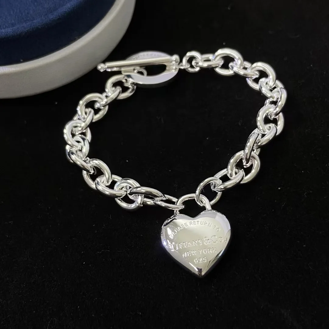 Tiffany & Co. Heart Charm Toggle Chain Bracelet Silver-Tone product view 1
