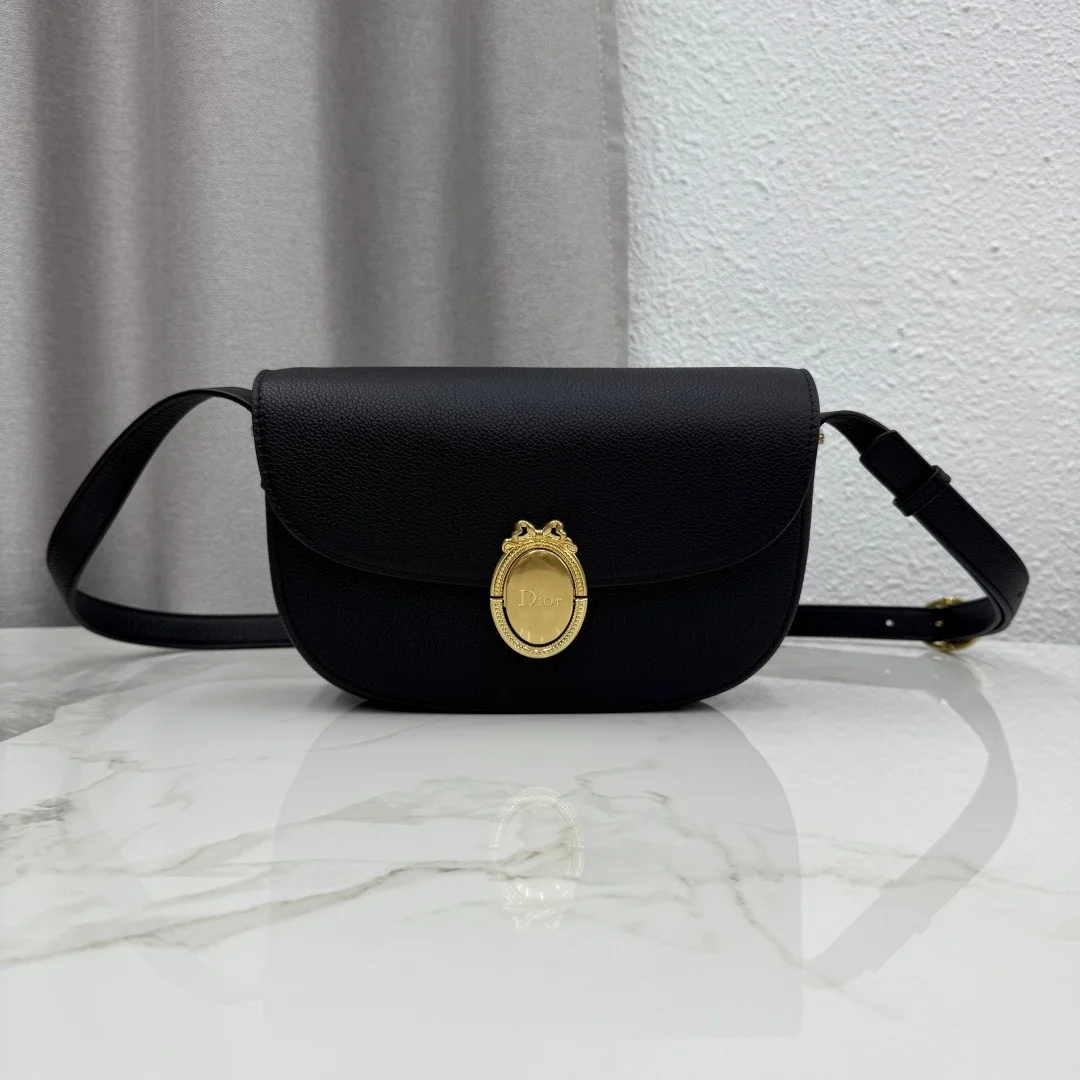 Medium Dior Médaillon Flap Bag — Black product view 1