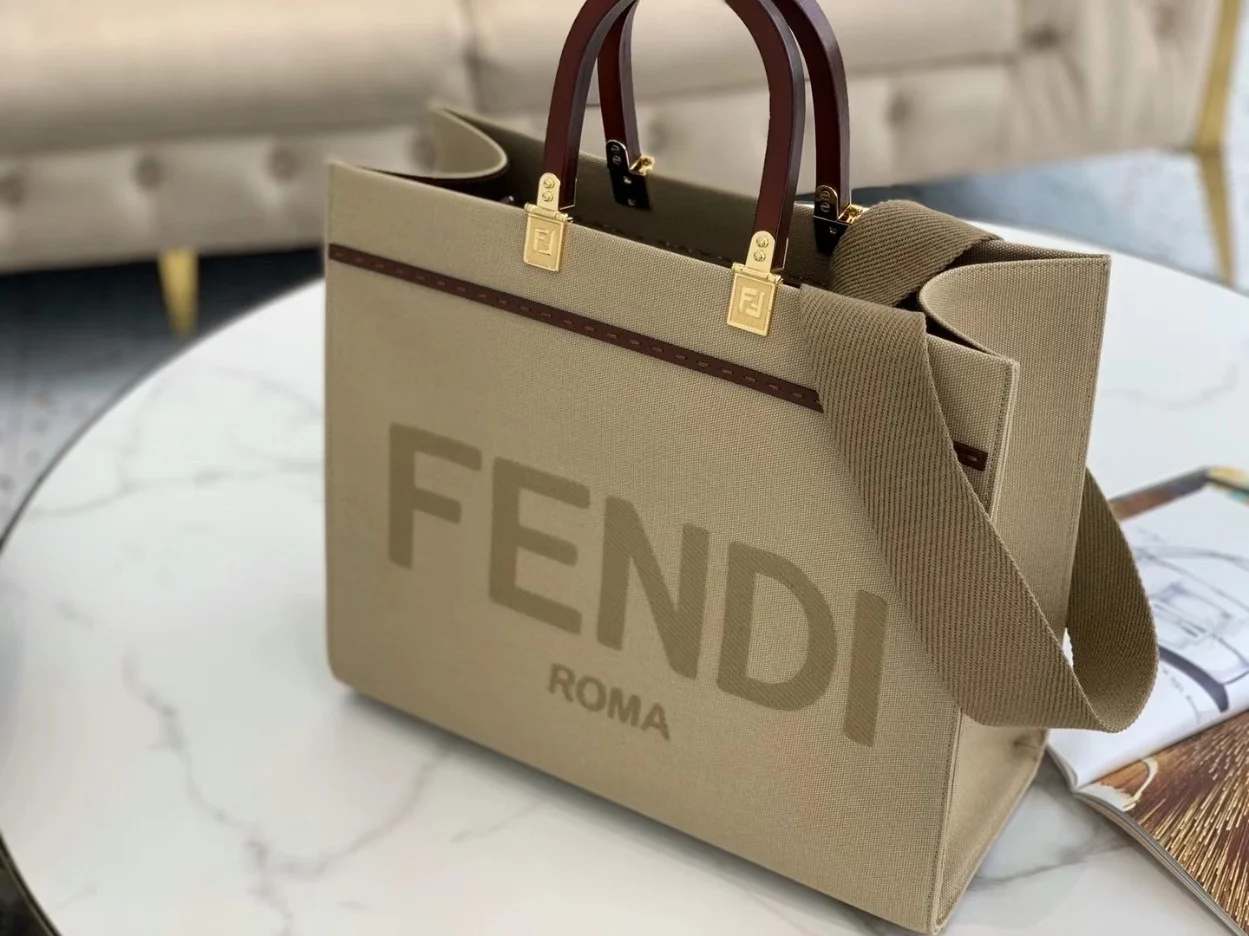 Fendi Sunshine Medium Tote Bag In Beige Canvas product view 3