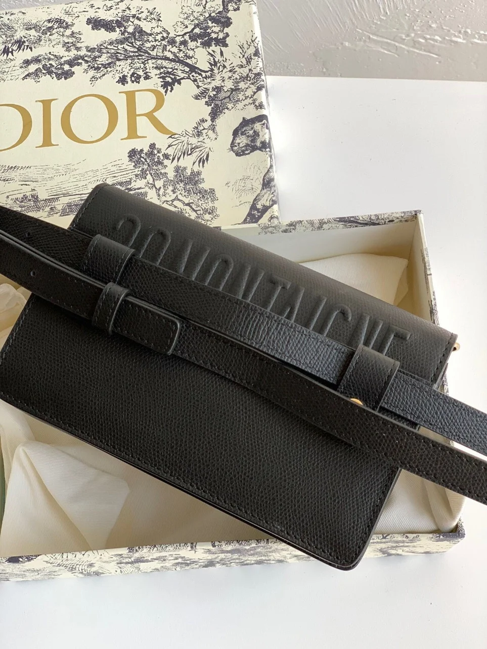 Dior 30 Montaigne 2 In 1 Belt Bag In Black Calfskin product view 10