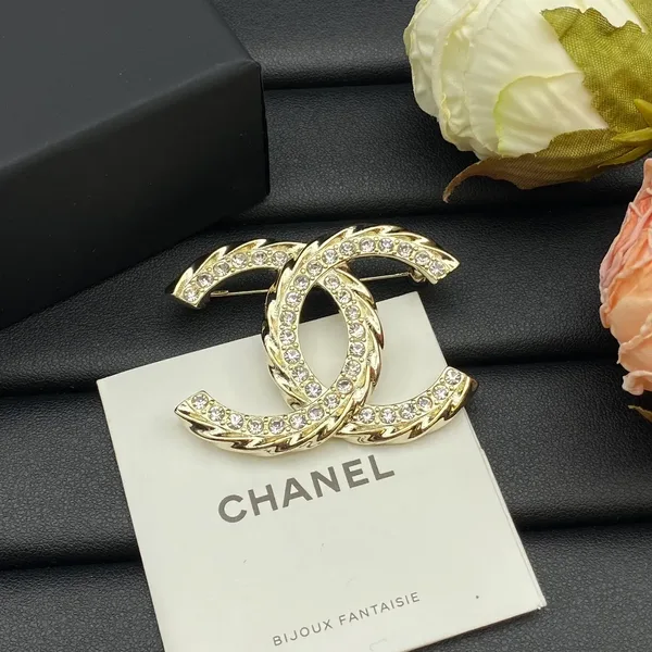 Chanel Slim Pavé CC Brooch Gold-Tone product photo