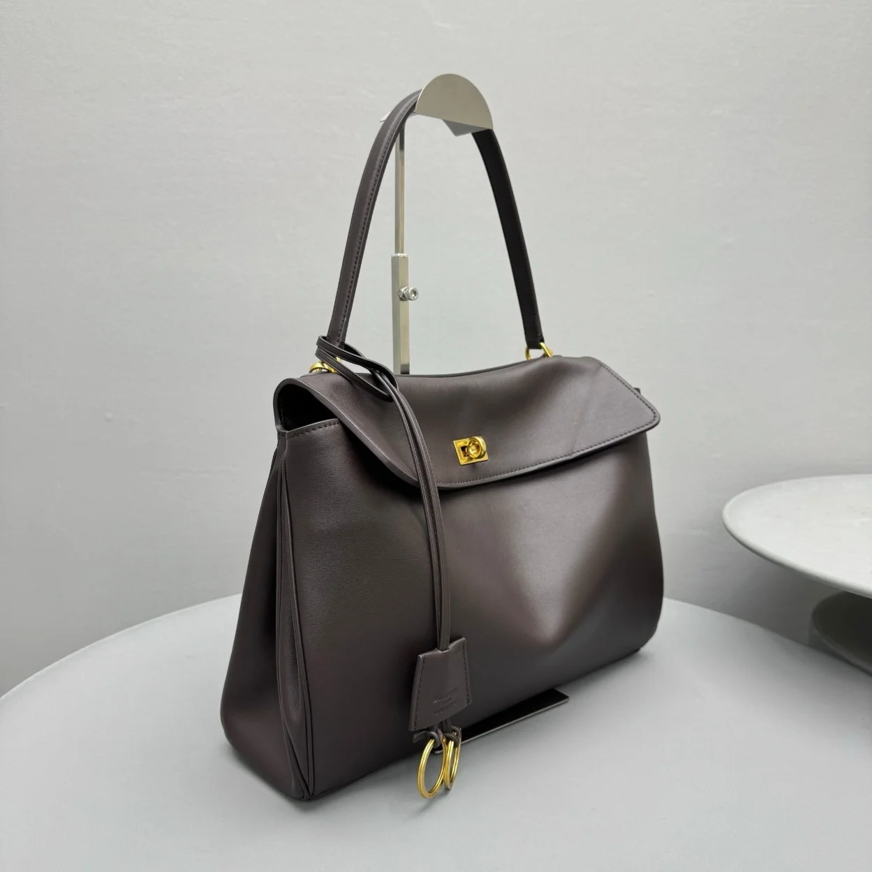Balenciaga Rodeo Medium Bag in Chocolate Calfskin product view 2