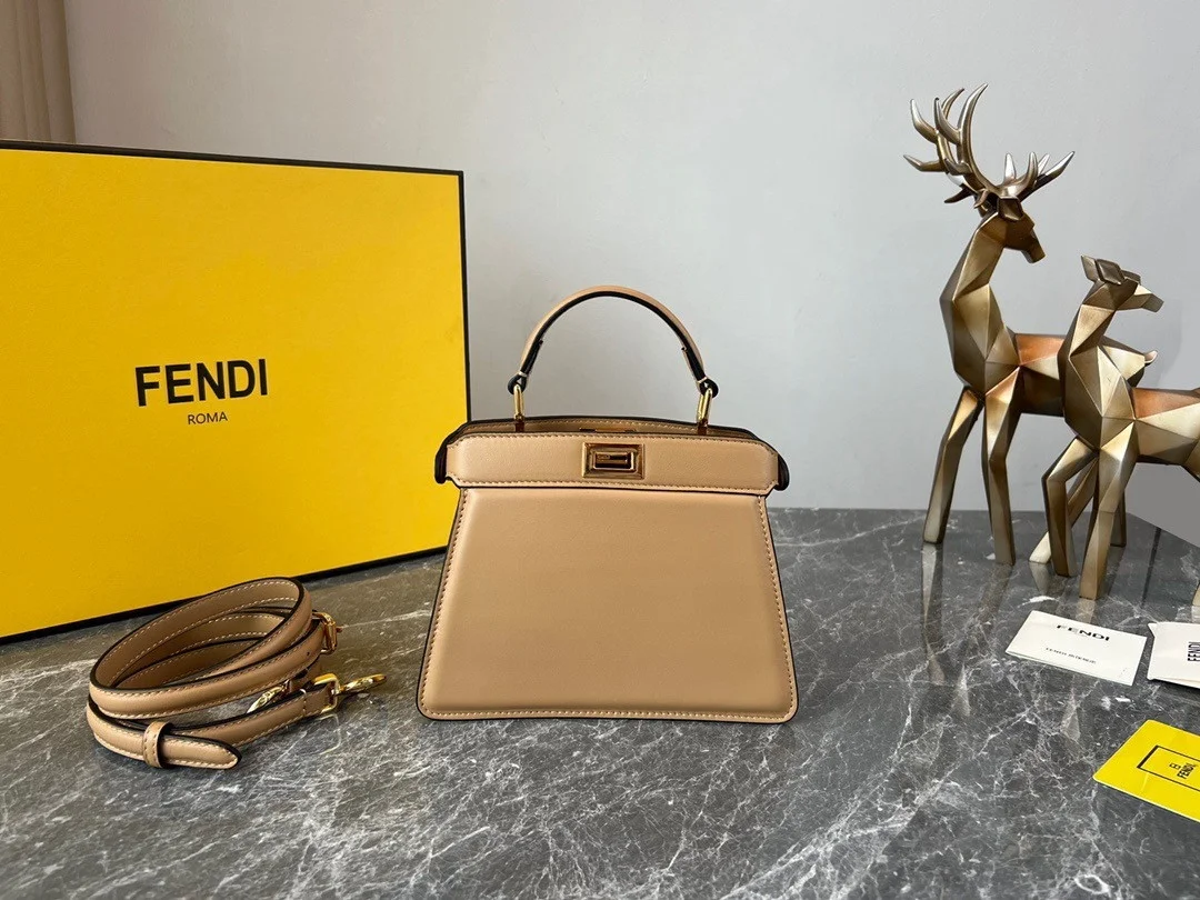 Fendi Peekaboo ISeeU Petite Bag In Beige Nappa Leather product view 9