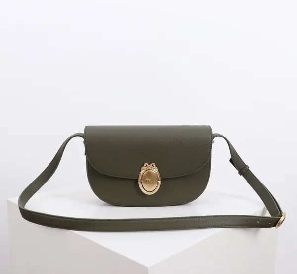Medium Dior Médaillon Flap Bag — Olive Green product photo