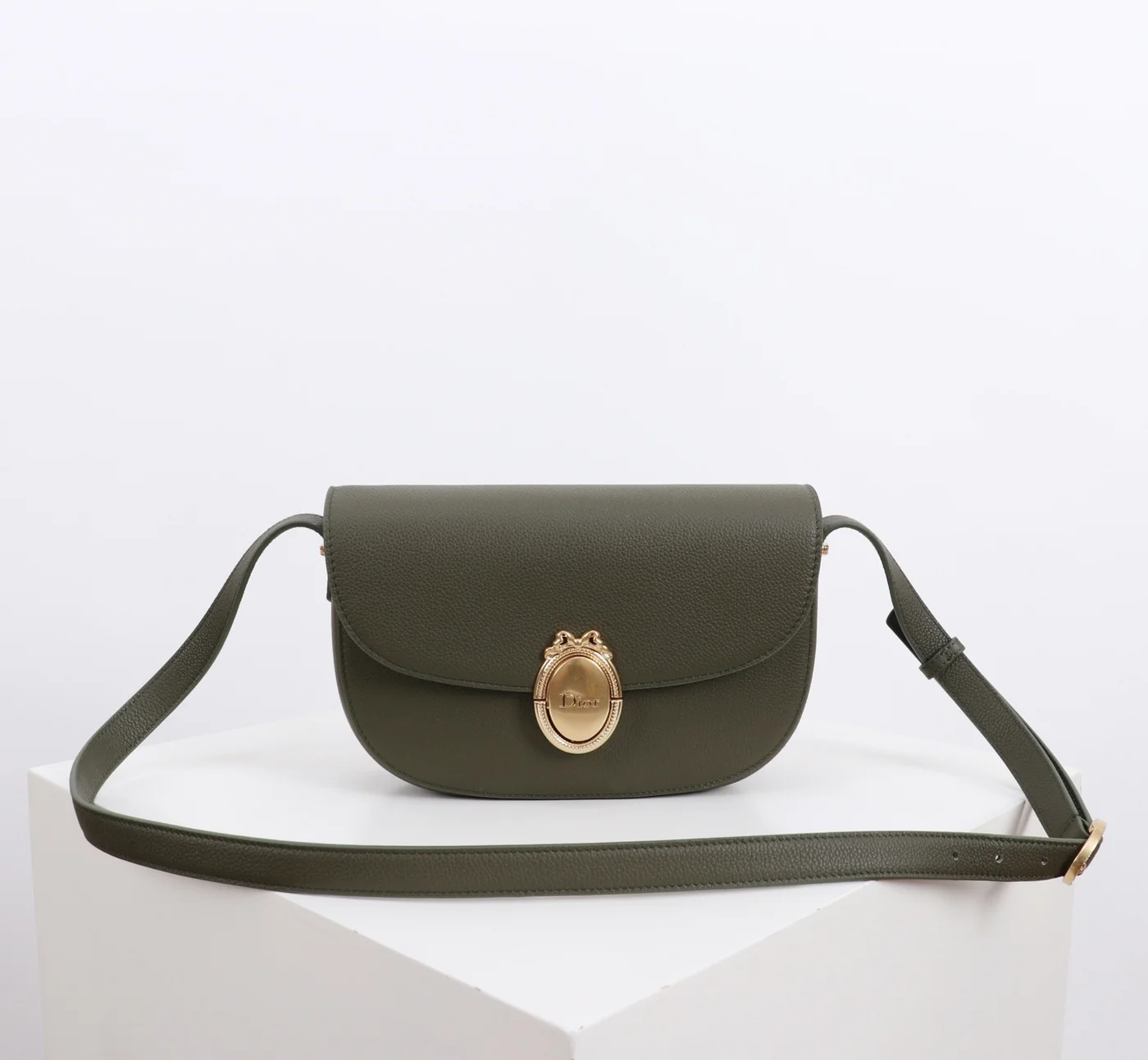 Medium Dior Médaillon Flap Bag — Olive Green product view 1