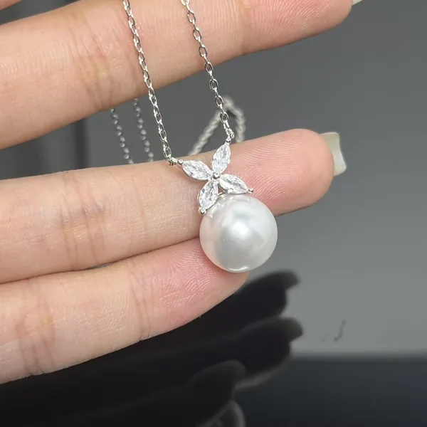 Tiffany & Co. Victoria Flower Pearl-Effect Pendant Necklace Silver-Tone product view 4