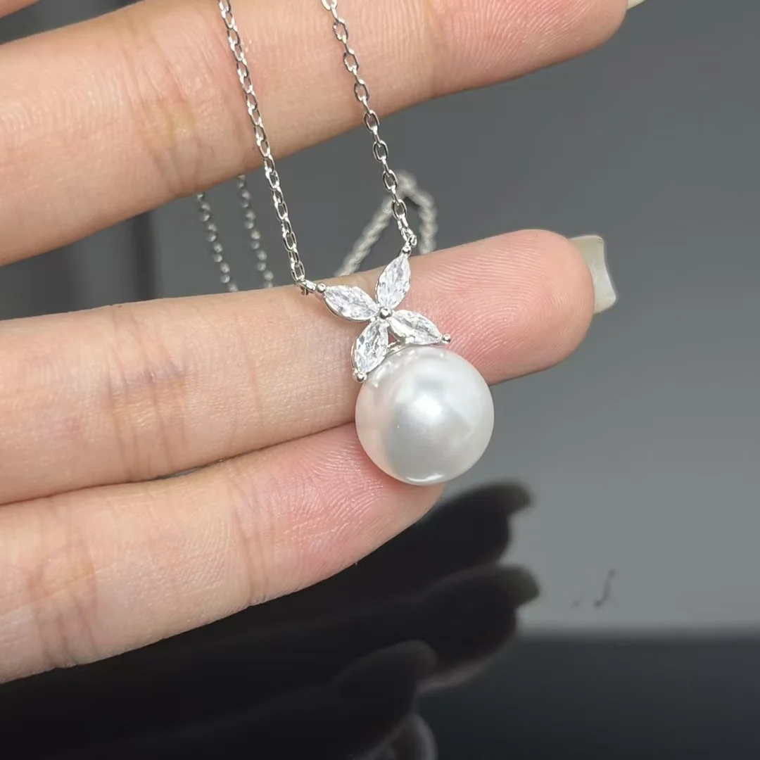 Tiffany & Co. Victoria Flower Pearl-Effect Pendant Necklace Silver-Tone product view 4