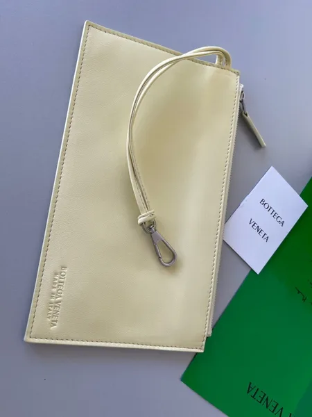 Bottega Veneta Arco Medium Tote In Cream Intrecciato Lambskin product view 7