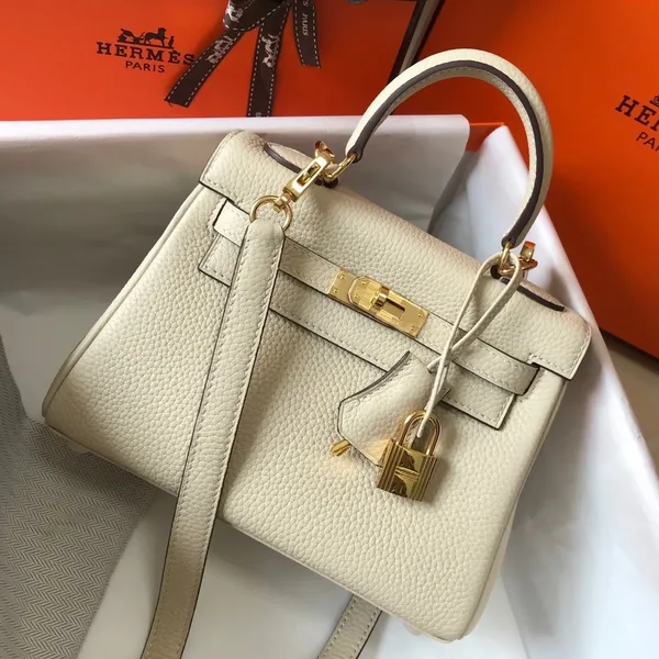 Hermes Kelly 20cm Bag In Craie Clemence Leather GHW product photo