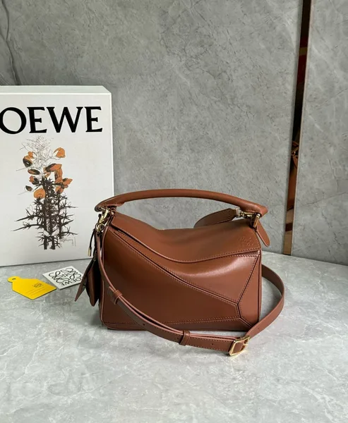 Loewe Featherlight Puzzle Small Bag in Pecan Nappa Lambskin product view 10