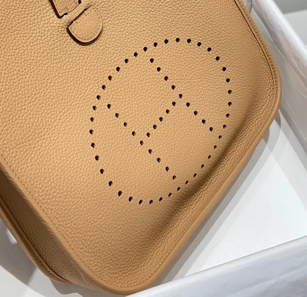 Hermes Evelyne III 29 Bag in Chai Clemence Leather product view 3