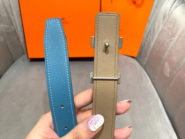 Hermès Blue/Taupe Reversible Belt with Silver-Tone Wide H Buckle product view 7