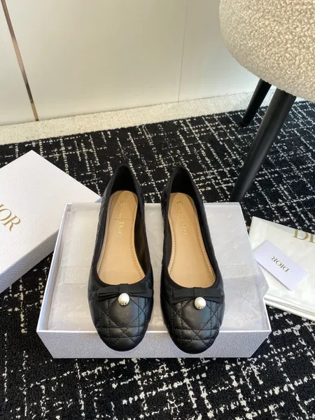 Dior Ballerina Flats in Black Quilted Cannage Calfskin product view 3