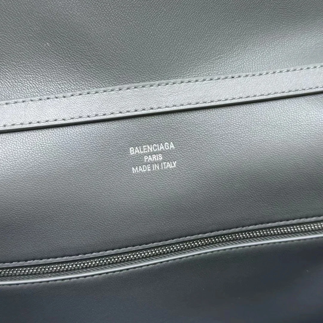 Balenciaga Rodeo Medium Bag in Grey Calfskin product view 10