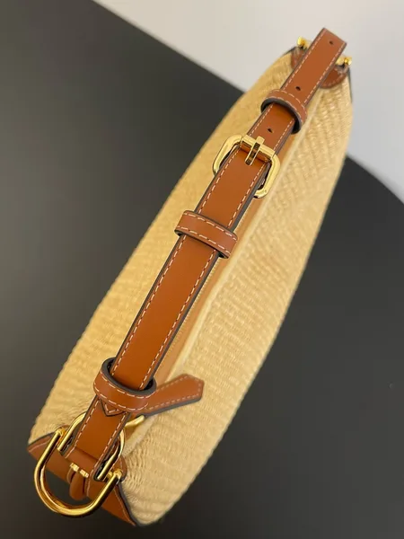 Fendi Fendigraphy Small Hobo Bag in Natural Raffia product view 10