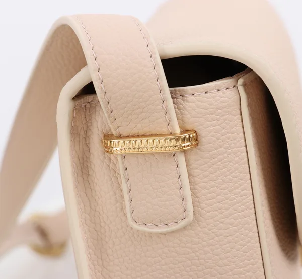 Medium Dior Médaillon Flap Bag — Light Pink product view 4