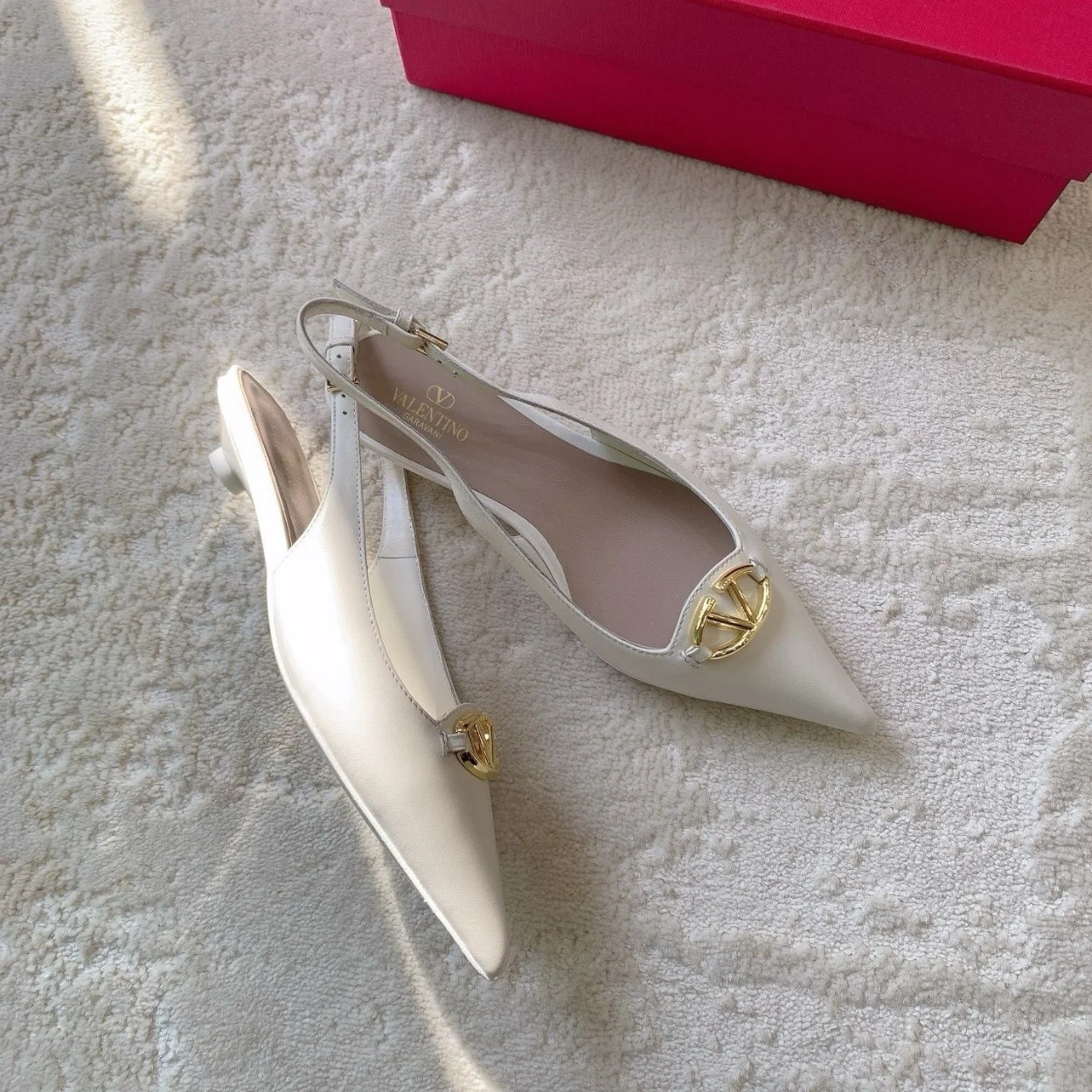 Valentino Bold Edition VLogo Slingback Ballerinas in White Leather product view 4